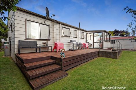 Photo of property in 1 Iorns Street, Masterton, 5810