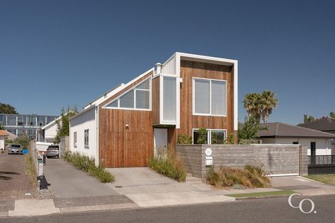 Photo of property in 12a Riverton Road, Mount Maunganui, 3116