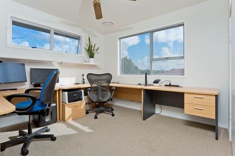 Photo of property in 95 Weatherly Road, Torbay, Auckland, 0630