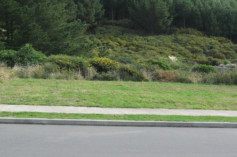 Photo of property in 51 Furlong Crescent, Churton Park, Wellington, 6037