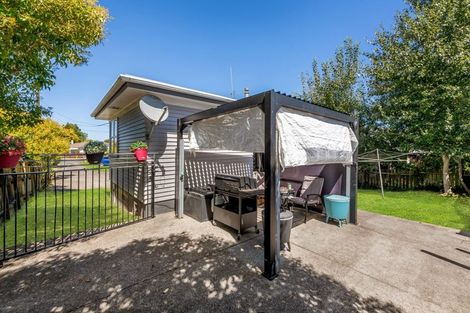 Photo of property in 22 Adams Road, Manurewa, Auckland, 2102