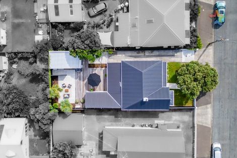 Photo of property in 17 Oriental Street, Petone, Lower Hutt, 5012