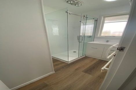 Photo of property in 216a Waddington Drive, Naenae, Lower Hutt, 5011