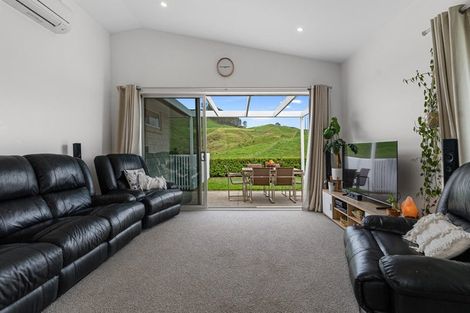 Photo of property in 230 Ballintoy Park Drive, Welcome Bay, Tauranga, 3175