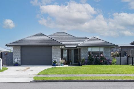 Photo of property in 31 Reel Road, Waihi Beach, 3611