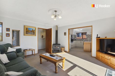 Photo of property in 11 Lochend Street, Musselburgh, Dunedin, 9013