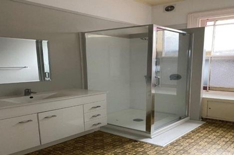 Photo of property in 51 Hawker Street, Mount Victoria, Wellington, 6011