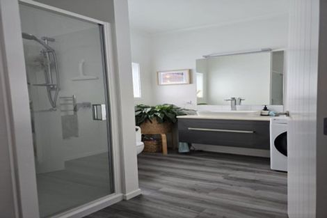 Photo of property in 9b Awatea Avenue, Paraparaumu, 5032