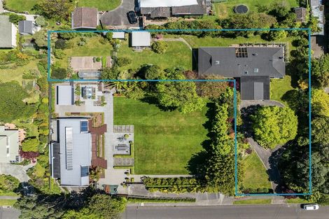 Photo of property in 12 Ngarara Road, Waikanae, 5036