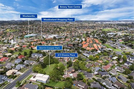 Photo of property in 2/3 Diosma Place, Botany Downs, Auckland, 2010