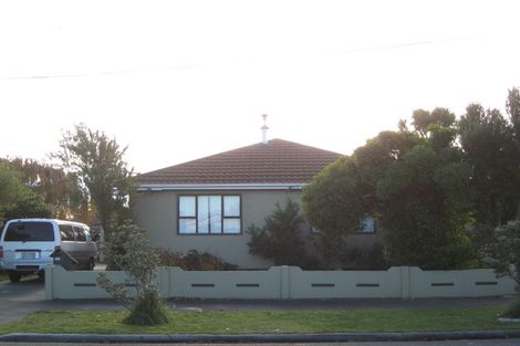 Photo of property in 186 Bowhill Road, New Brighton, Christchurch, 8083