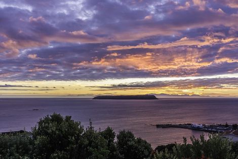 Photo of property in 112 Motuhara Road, Plimmerton, Porirua, 5026