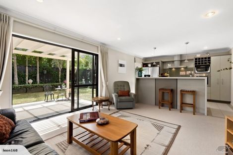 Photo of property in 40 Coachman Drive, Flat Bush, Auckland, 2016