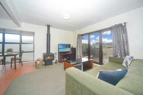 Photo of property in 14 Totara Street, Otaki, 5512