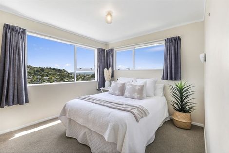 Photo of property in 5/2 The Top Gallant, Whitby, Porirua, 5024