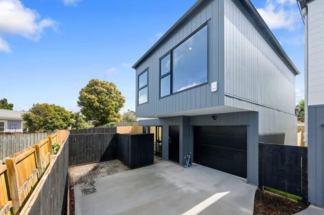 Photo of property in 101d Gossamer Drive, Pakuranga Heights, Auckland, 2010