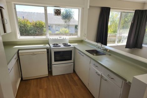 Photo of property in 7 Ruru Street, Waikanae, 5036