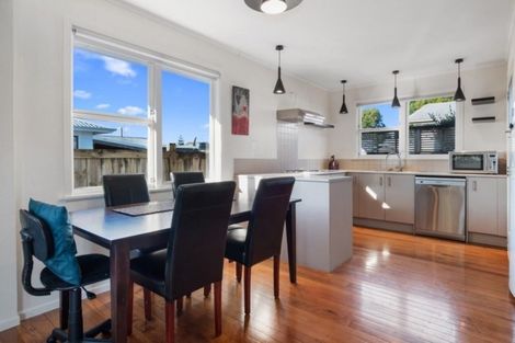 Photo of property in 65a Queen Road, Bellevue, Tauranga, 3110