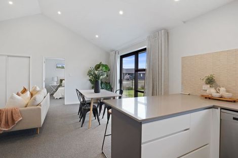 Photo of property in 30 Hilton Drive, Amberley, 7410