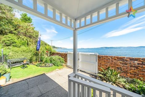 Photo of property in 409 Marine Drive, Mahina Bay, Lower Hutt, 5013