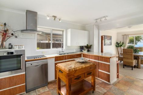 Photo of property in 137 Koutu Road, Kawaha Point, Rotorua, 3010