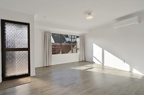 Photo of property in 2/282 Shirley Road, Papatoetoe, Auckland, 2025