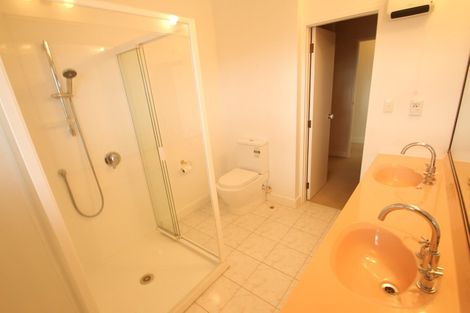 Photo of property in Shangri La Apartments, 7/97 Jervois Road, Herne Bay, Auckland, 1011