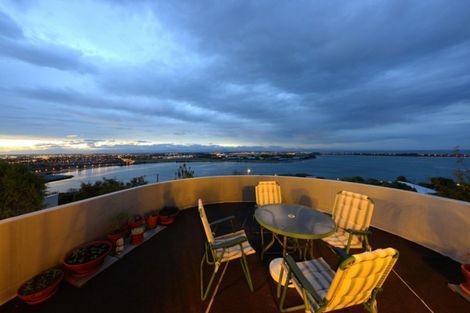 Photo of property in 31 Marama Crescent, Mount Pleasant, Christchurch, 8081