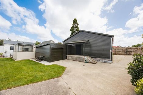 Photo of property in 121/123 High Street, Bulls, 4818