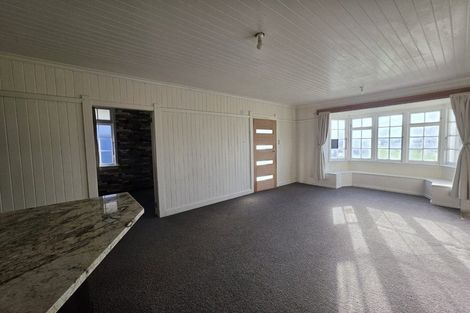 Photo of property in 7a Karaka Street, Castlecliff, Whanganui, 4501