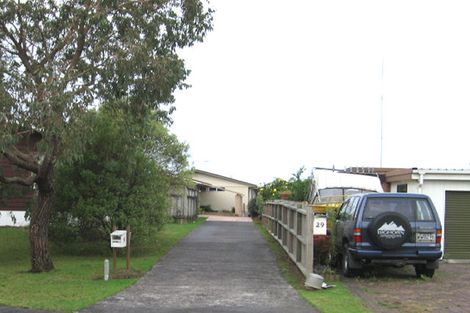 Photo of property in 31 Realm Place, Massey, Auckland, 0614