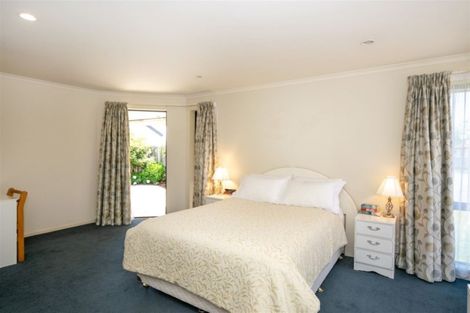 Photo of property in 13 Hitaua Place, Redwoodtown, Blenheim, 7201