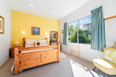 Photo of property in 84a Scott Road, Stanmore Bay, Whangaparaoa, 0932