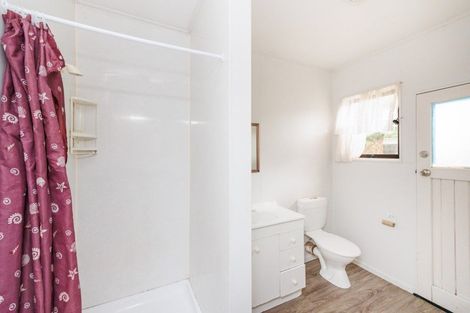 Photo of property in 25 Haast Place, Awapuni, Palmerston North, 4412