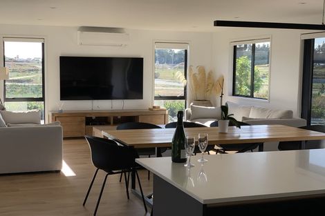 Photo of property in 33 Te Paea Avenue, Karaka, 2124