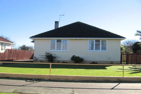 Photo of property in 28 Tyne Street, Roslyn, Palmerston North, 4414