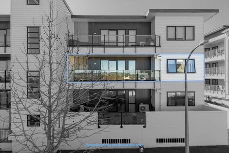 Photo of property in 10/11 Carlos Drive, Flat Bush, Auckland, 2016