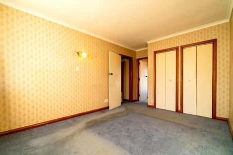 Photo of property in 18 Beauchamp Street, Tawa, Wellington, 5028