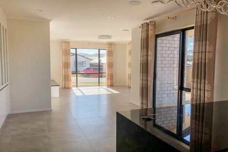 Photo of property in 55 Harriet Johnston Drive, Pokeno, 2402