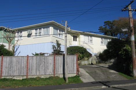 Photo of property in 7 Kahikatea Grove, Paparangi, Wellington, 6037