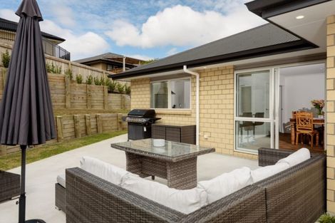 Photo of property in 16 Antrim Glade, Welcome Bay, Tauranga, 3175