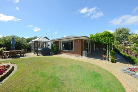 Photo of property in 4 Strathean Avenue, Avonhead, Christchurch, 8042