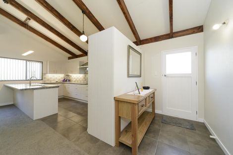 Photo of property in 395 College Street, Hokowhitu, Palmerston North, 4410