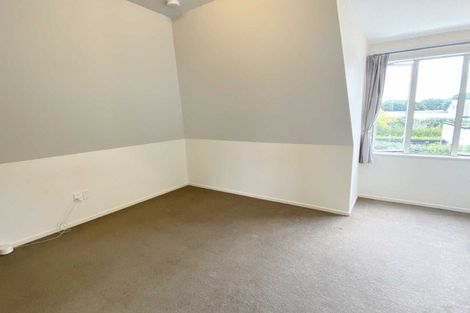 Photo of property in 2/37 Avonhead Road, Avonhead, Christchurch, 8042