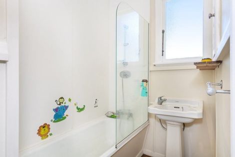 Photo of property in 146 Yaldhurst Road, Sockburn, Christchurch, 8042