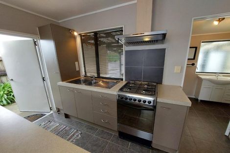 Photo of property in 318 Manutahi Road, Lepperton, New Plymouth, 4372