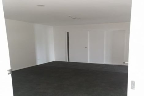 Photo of property in 206/9 East Street, Papakura, 2110