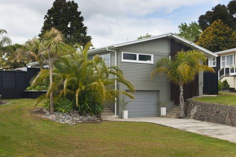 Photo of property in 14 Tuhangi Street, Te Kamo, Whangarei, 0112