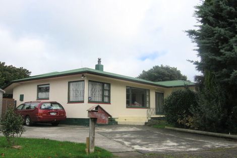 Photo of property in 2 Gloucester Street, Takaro, Palmerston North, 4412