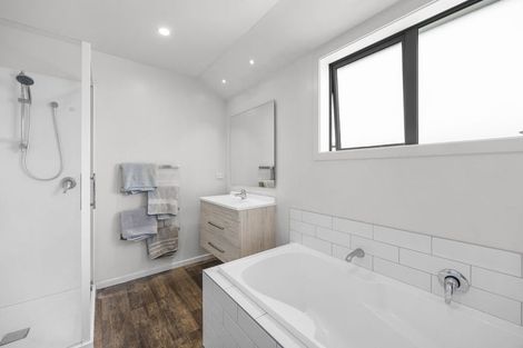 Photo of property in 8 Pennycook Place, Lake Hawea, Wanaka, 9382